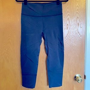 Lululemon Raw Hem Crop with Venting